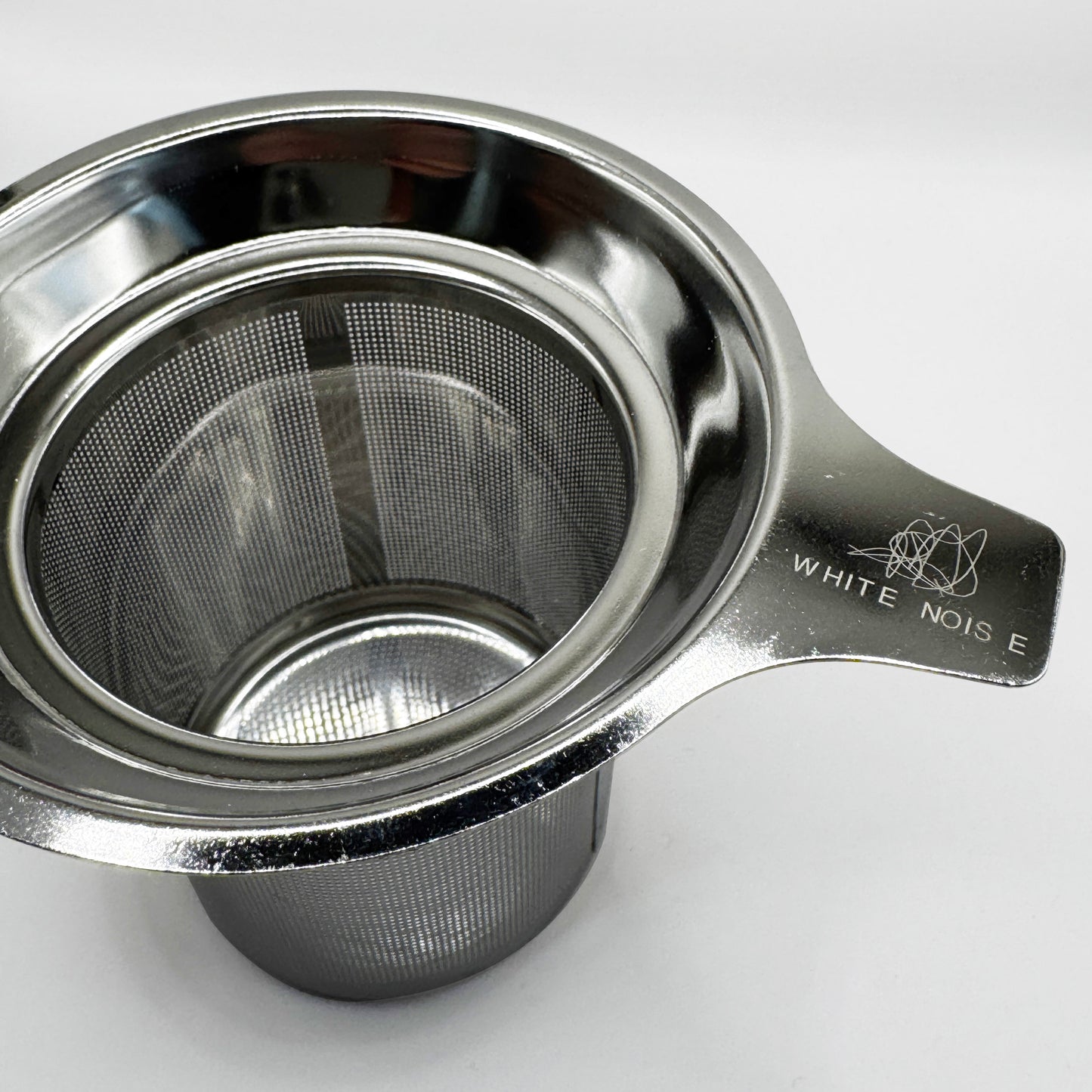 White Noise Stainless Steel Tea Strainer